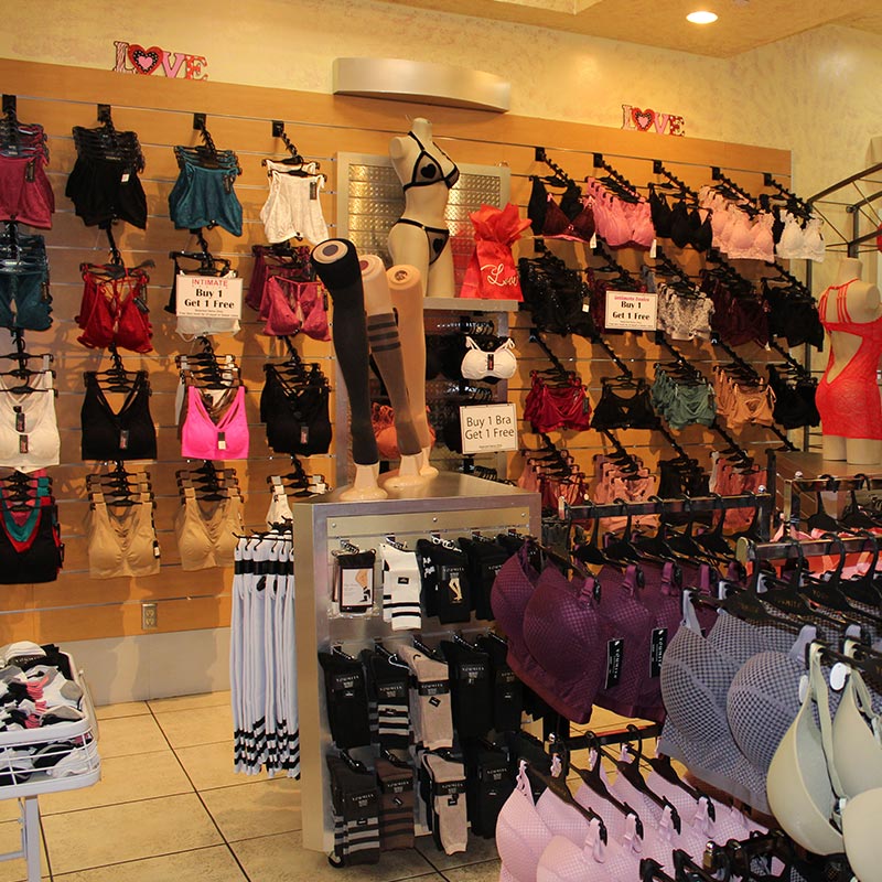 KENIA’S INTIMATE Panorama Mall